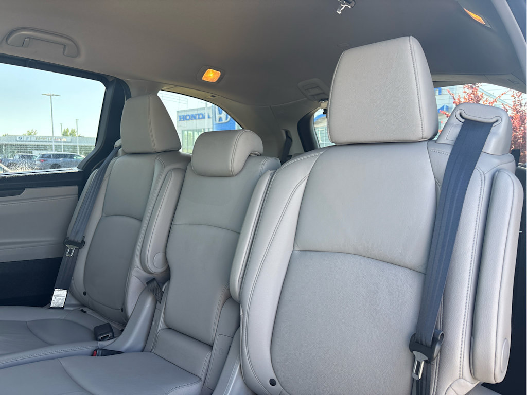 Thumbnail: 2018 Honda Odyssey - 21