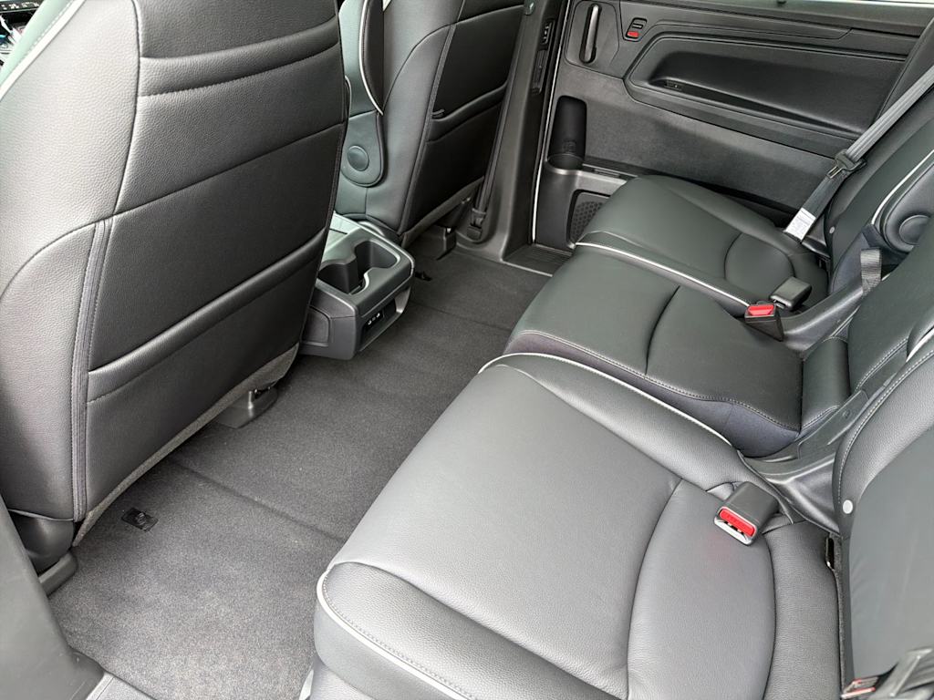 Thumbnail: 2026 Honda Odyssey - 11