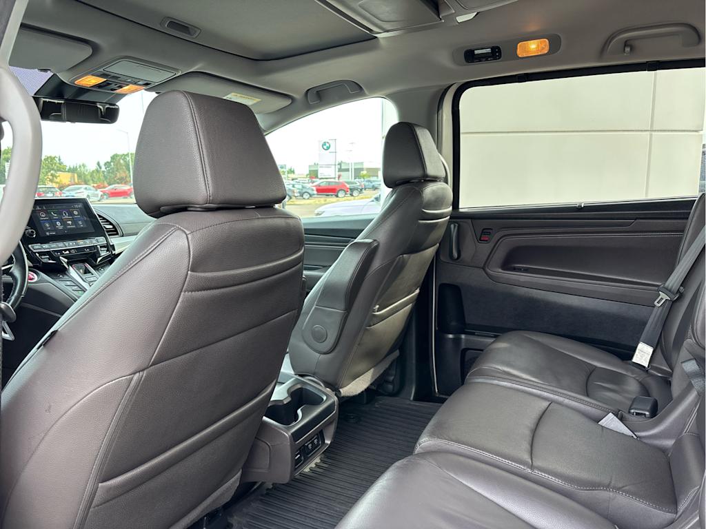 Thumbnail: 2018 Honda Odyssey - 12