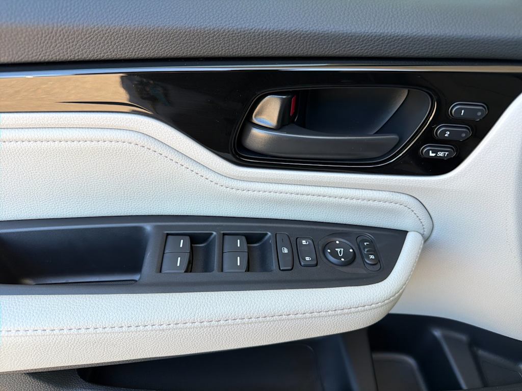 Thumbnail: 2026 Honda Odyssey - 20