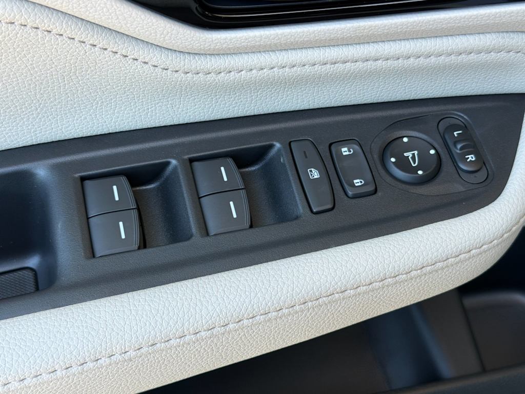 Thumbnail: 2026 Honda Odyssey - 21