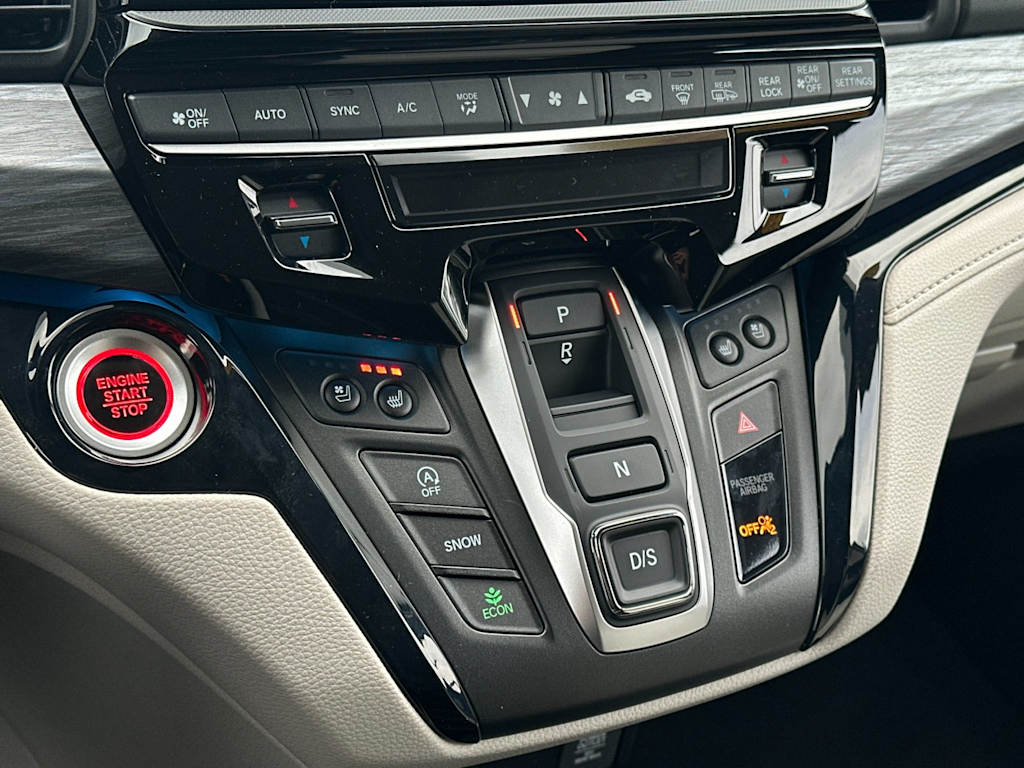 Thumbnail: 2026 Honda Odyssey - 26