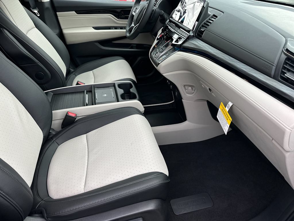 Thumbnail: 2026 Honda Odyssey - 21