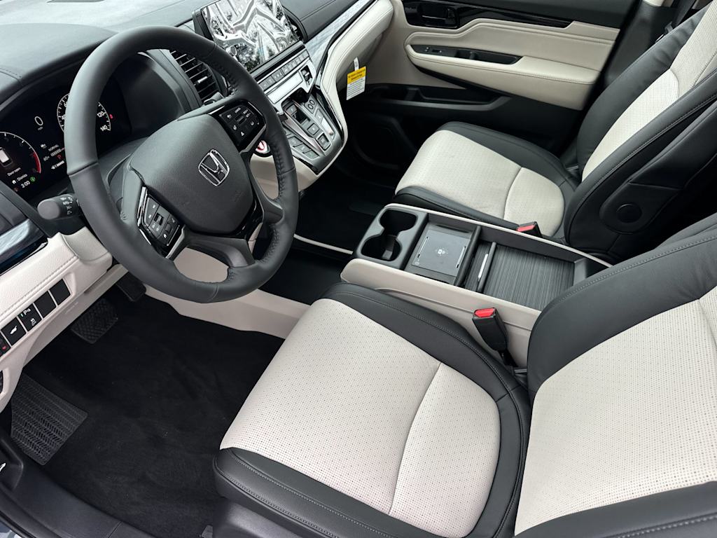 Thumbnail: 2026 Honda Odyssey - 10
