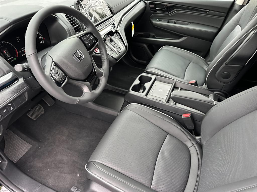 Thumbnail: 2026 Honda Odyssey - 9