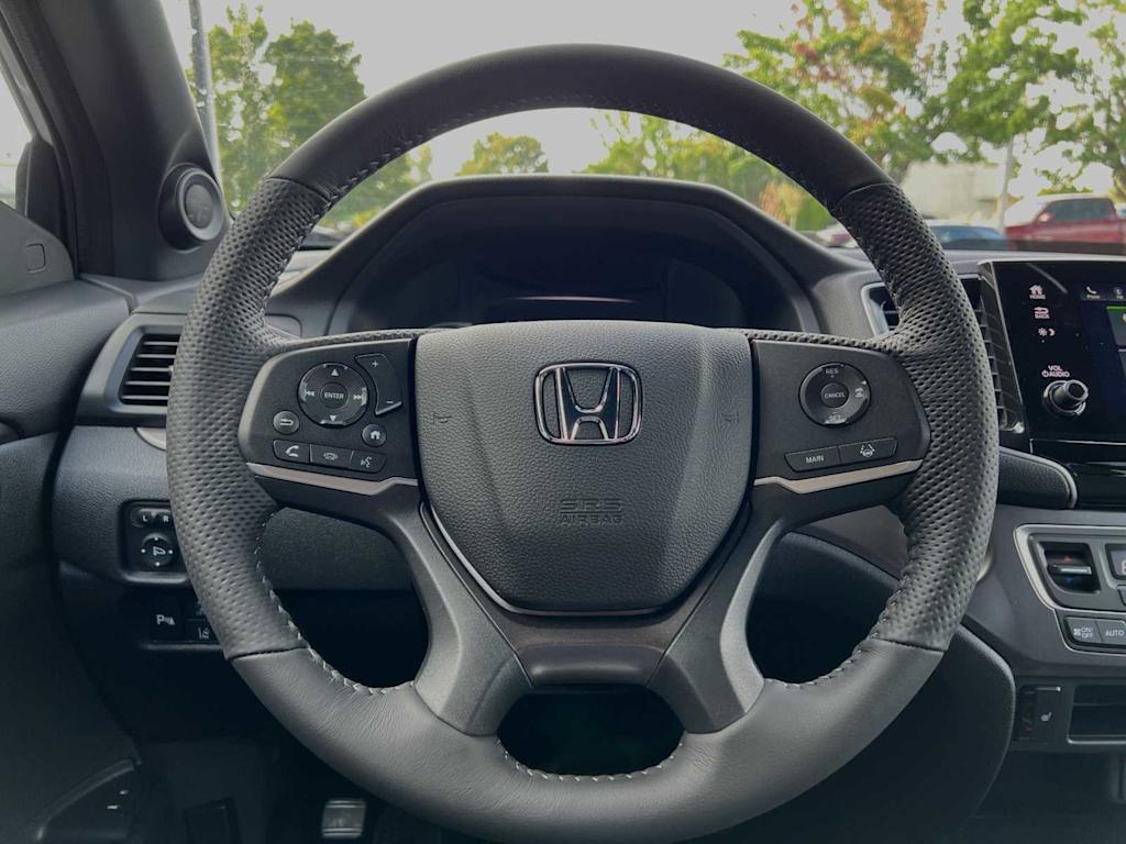 2025 Honda Passport EX-L 12