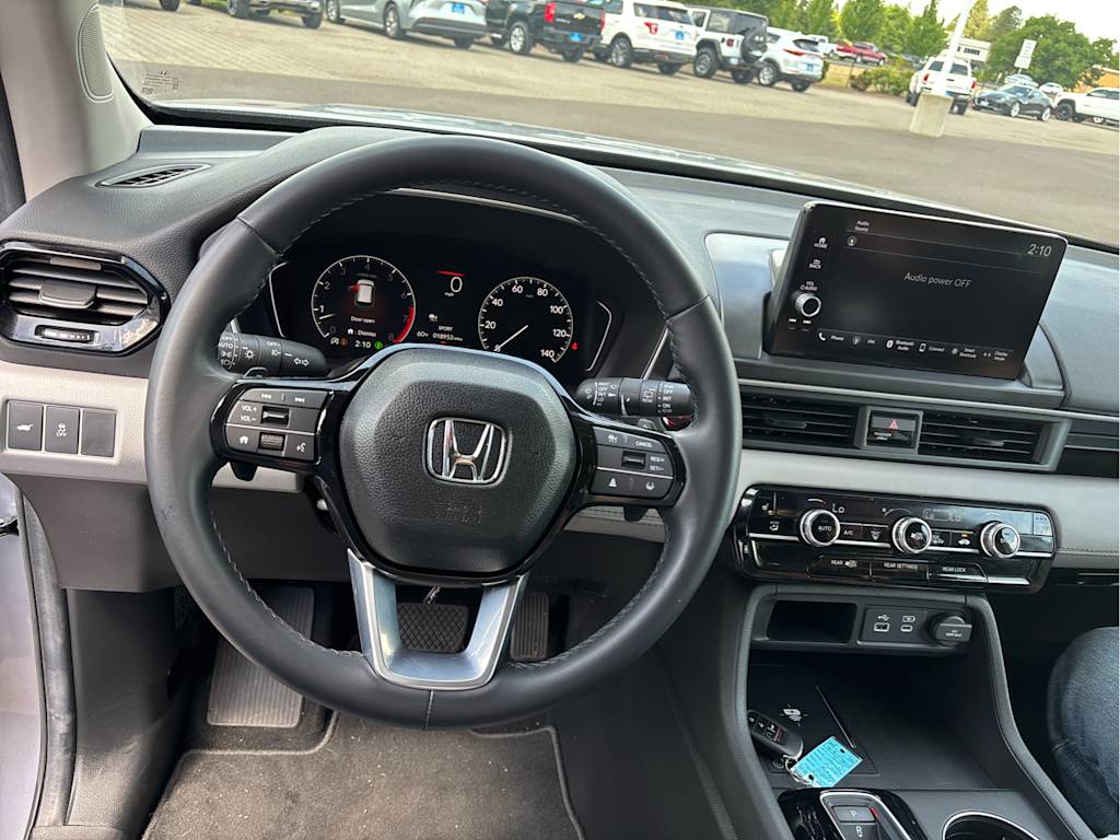 Thumbnail: 2025 Honda Pilot - 8
