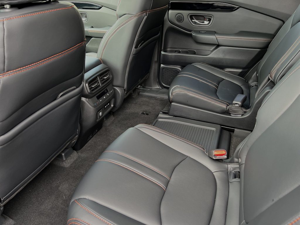 Thumbnail: 2025 Honda Pilot - 12