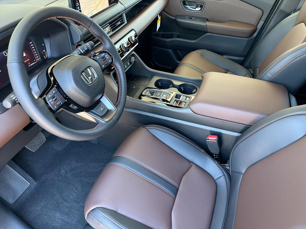 Thumbnail: 2026 Honda Pilot - 10