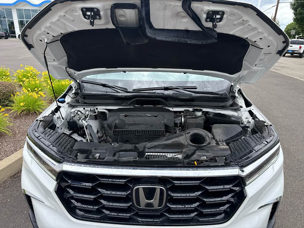 Thumbnail: 2023 Honda Pilot - 9