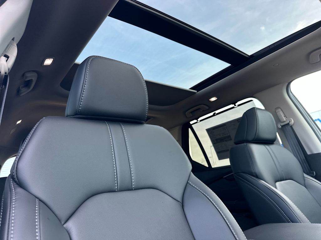 Thumbnail: 2026 Honda Pilot - 25