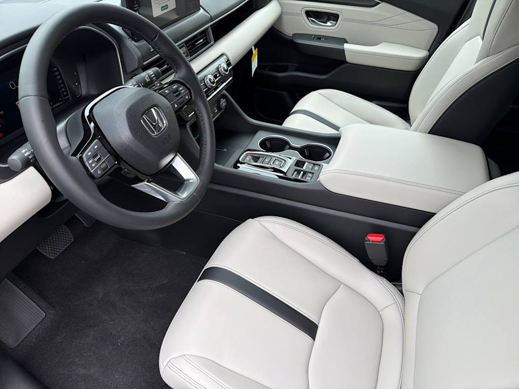 Thumbnail: 2026 Honda Pilot - 9