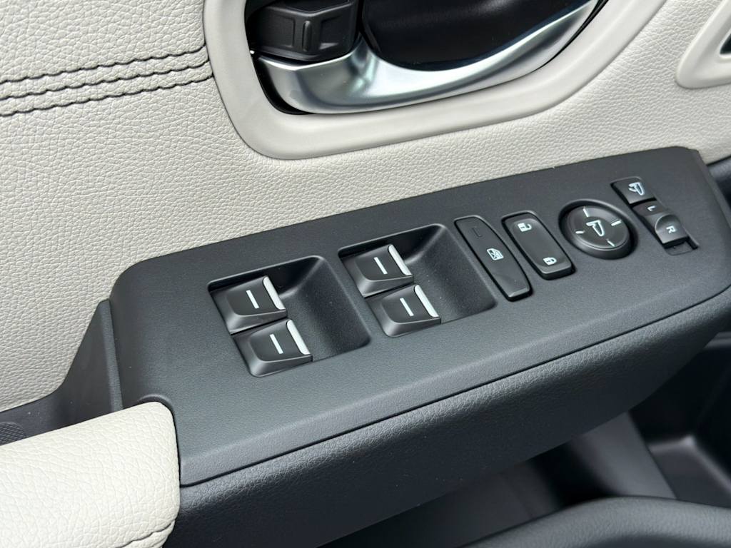 Thumbnail: 2026 Honda Pilot - 21