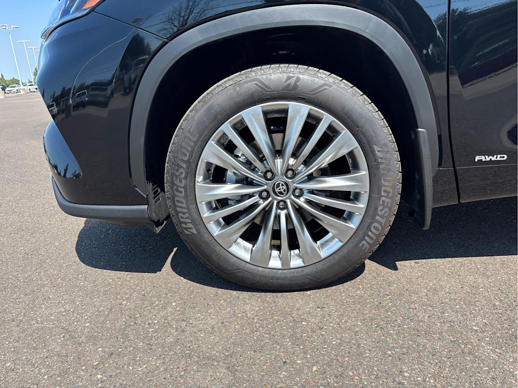 Thumbnail: 2026 Toyota Highlander - 7