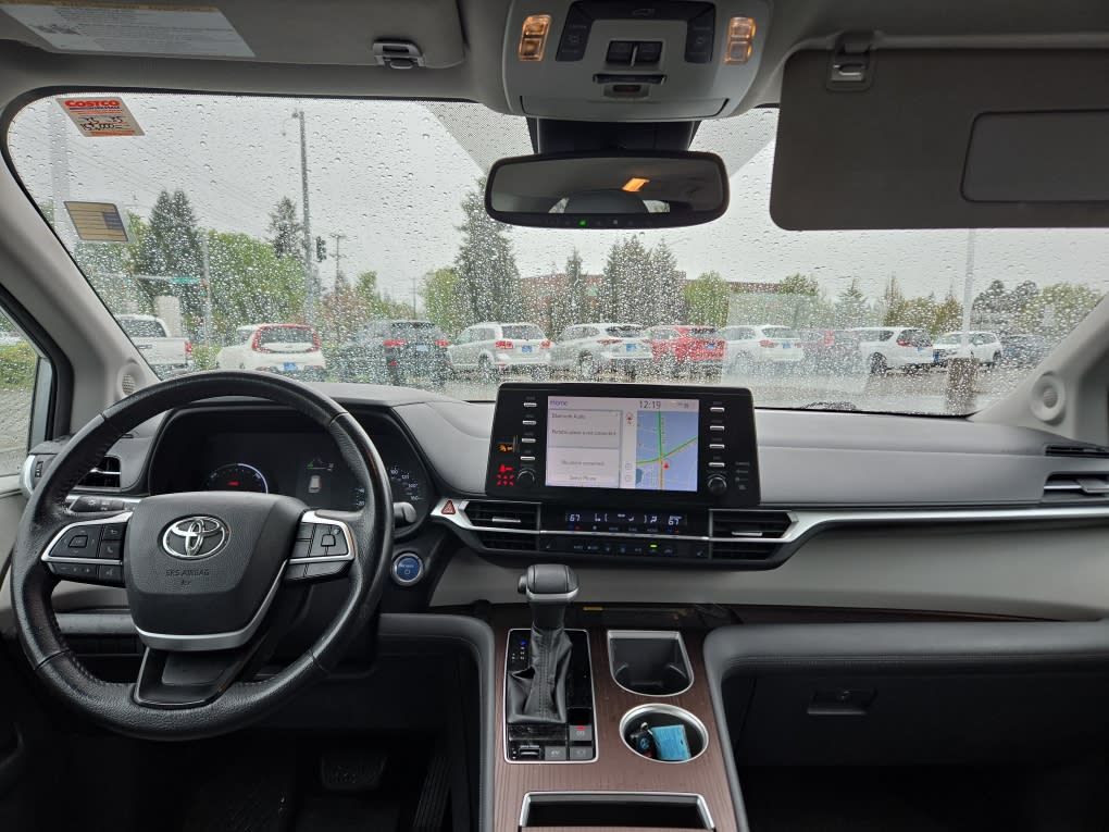 Thumbnail: 2021 Toyota Sienna - 9