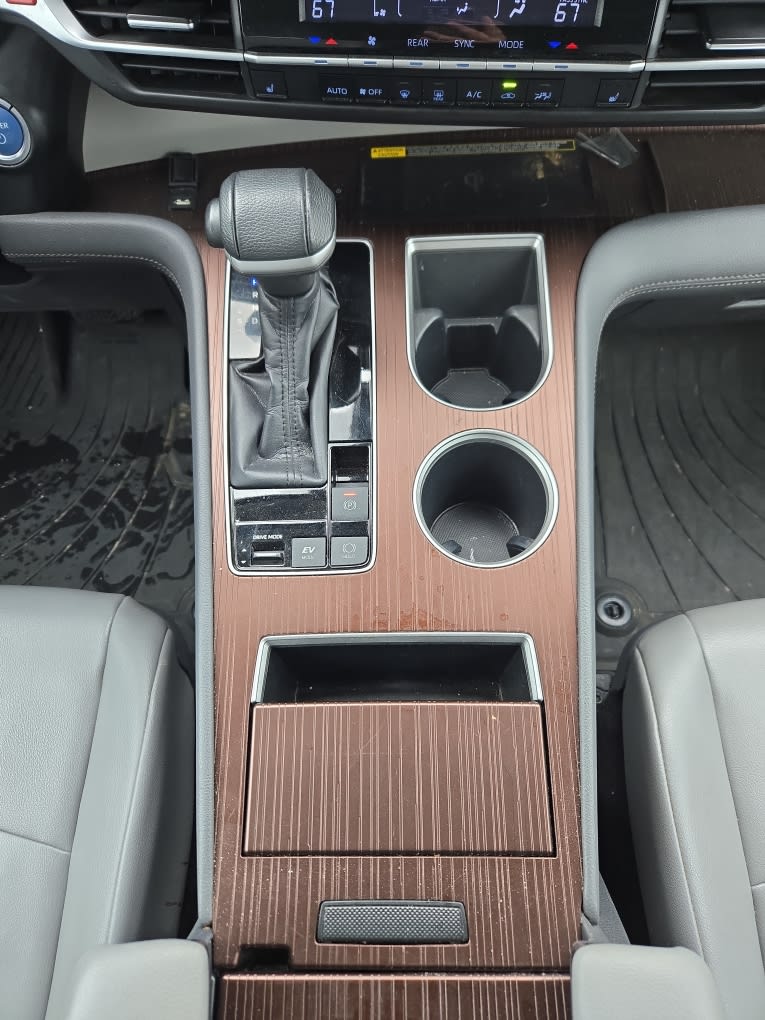 Thumbnail: 2021 Toyota Sienna - 15