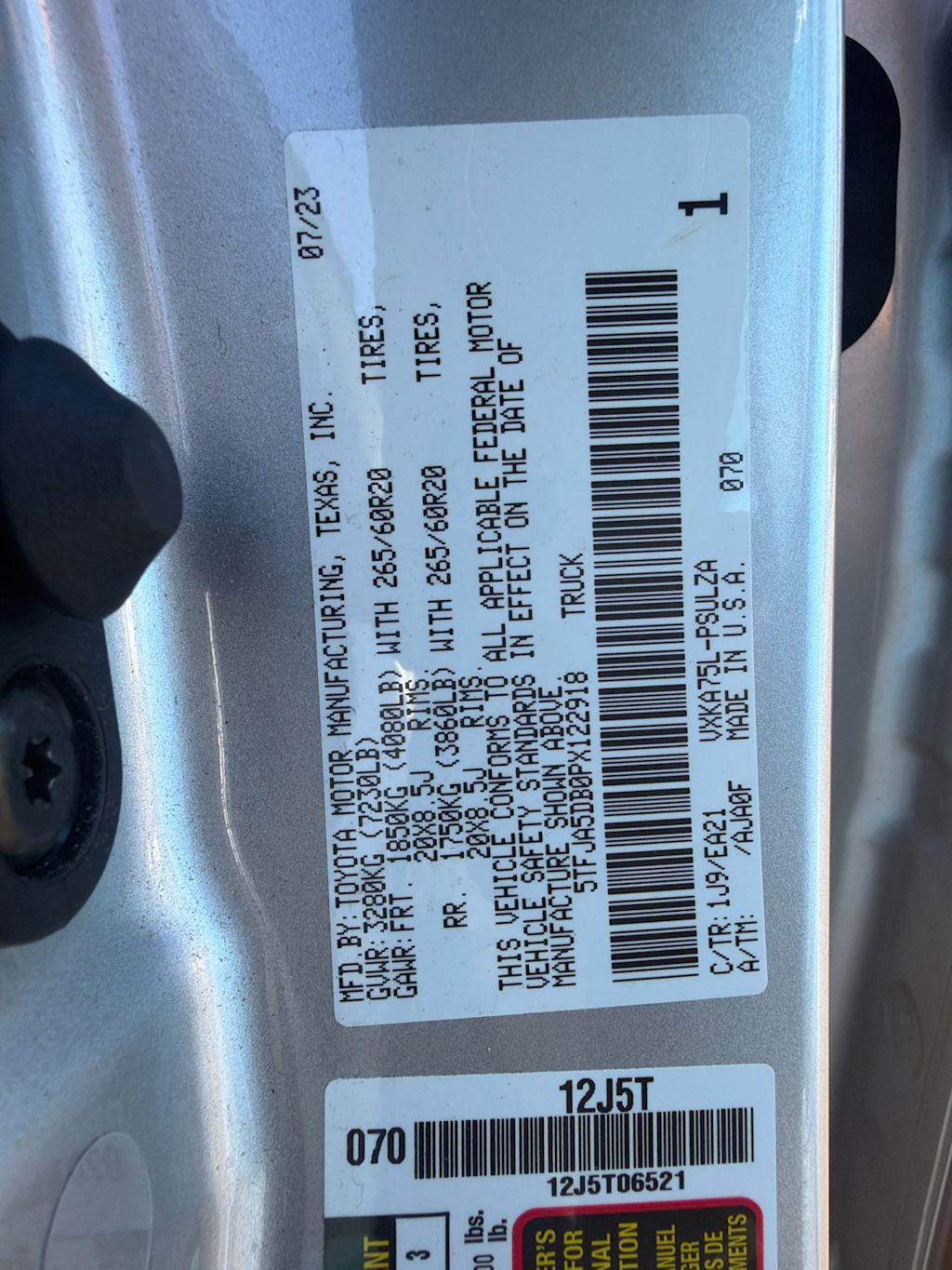 Thumbnail: 2023 Toyota Tundra - 15