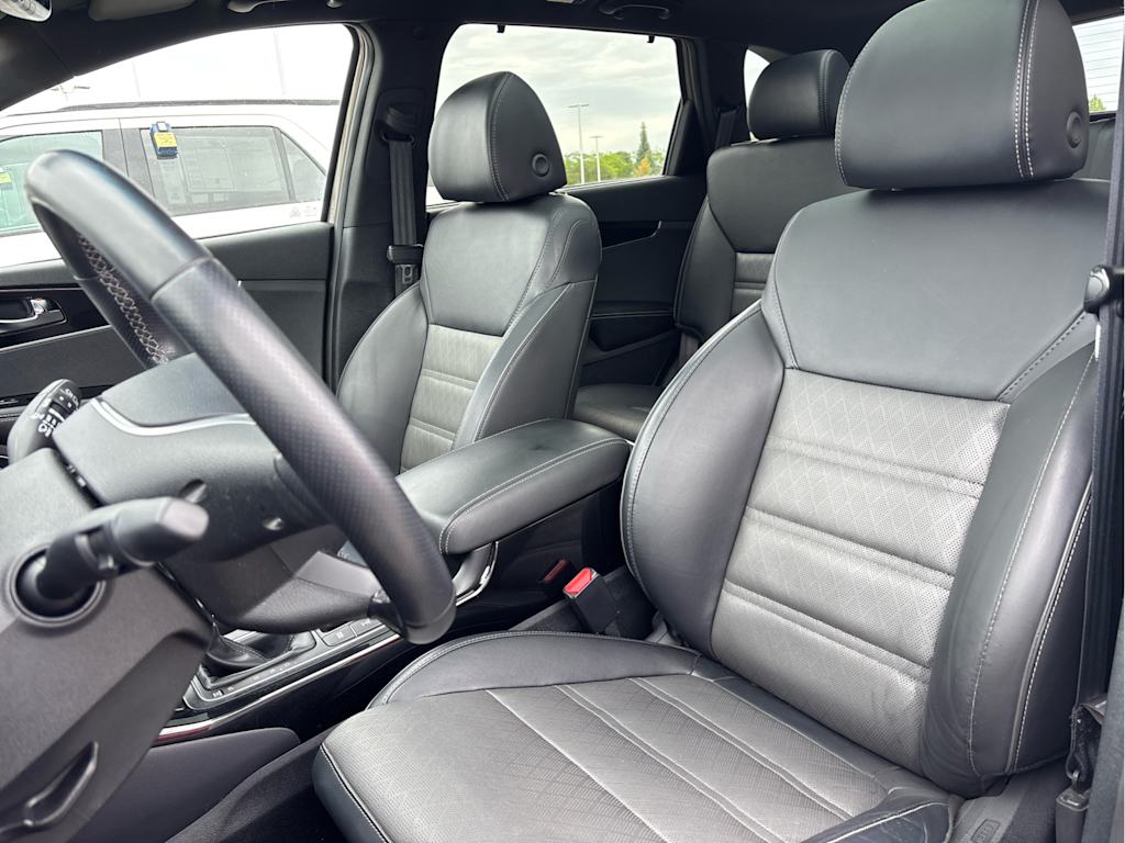 Thumbnail: 2019 Kia Sorento - 9