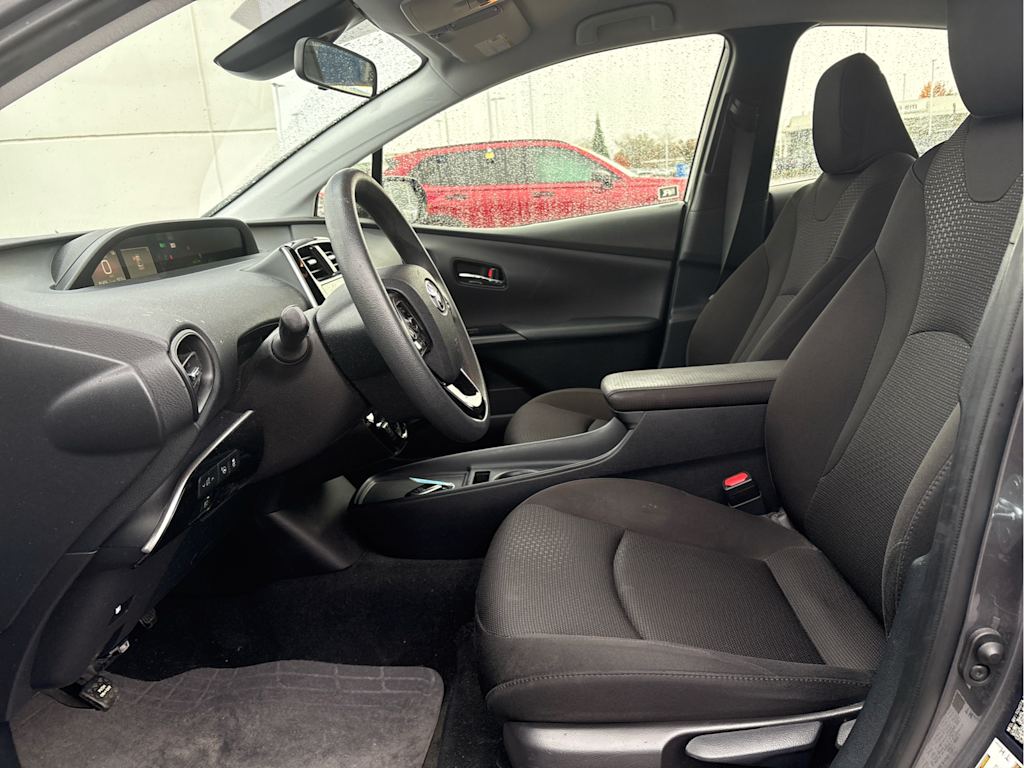 Thumbnail: 2021 Toyota Prius - 11