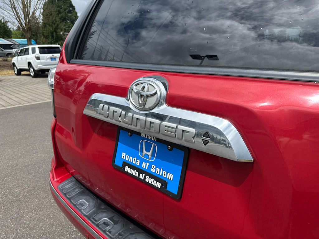Thumbnail: 2019 Toyota 4Runner - 6