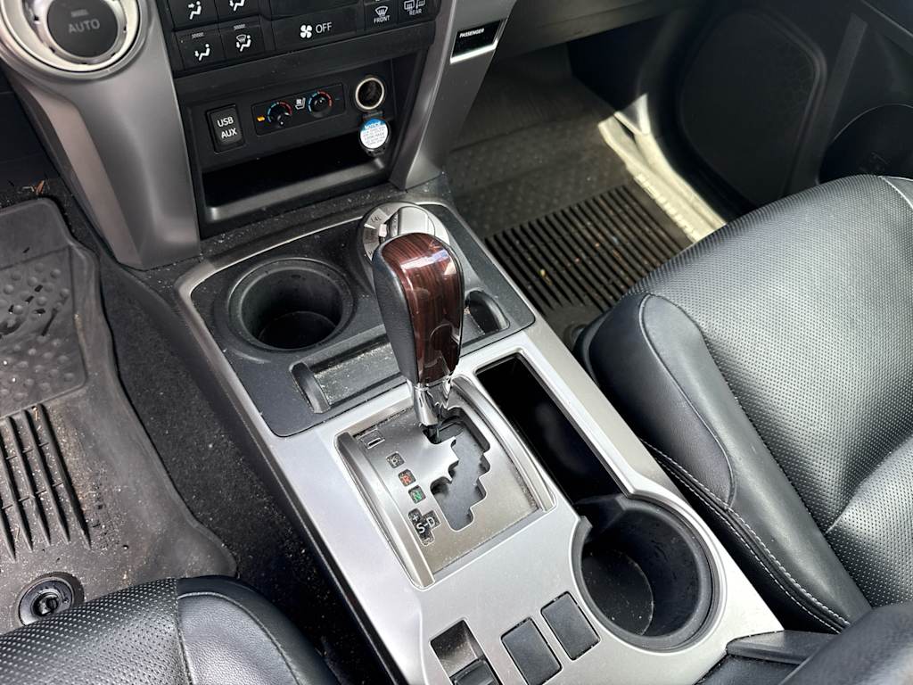 Thumbnail: 2019 Toyota 4Runner - 15