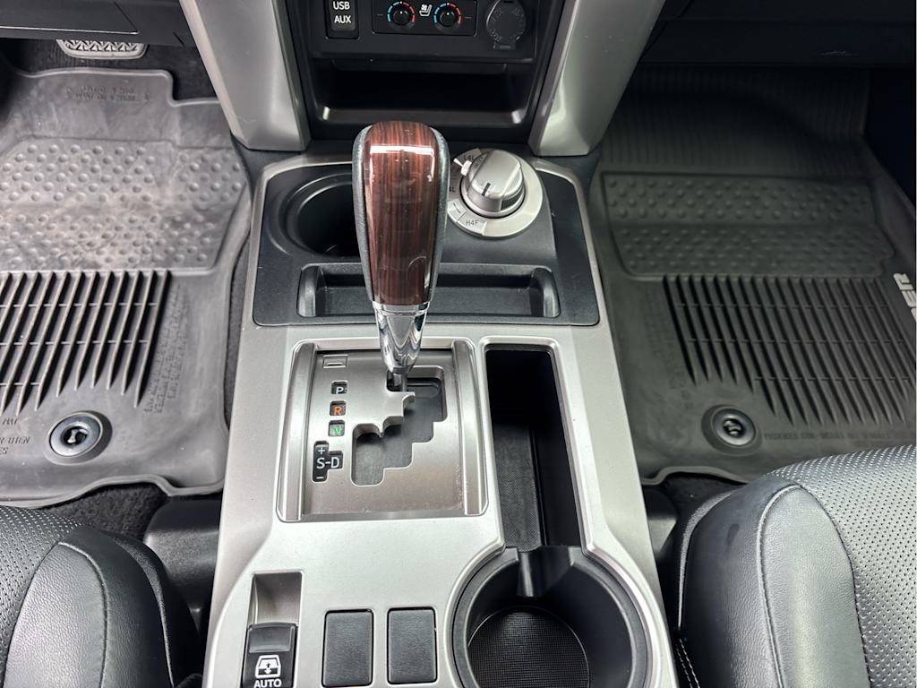 Thumbnail: 2019 Toyota 4Runner - 15