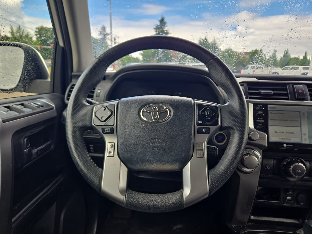 Thumbnail: 2021 Toyota 4Runner - 9