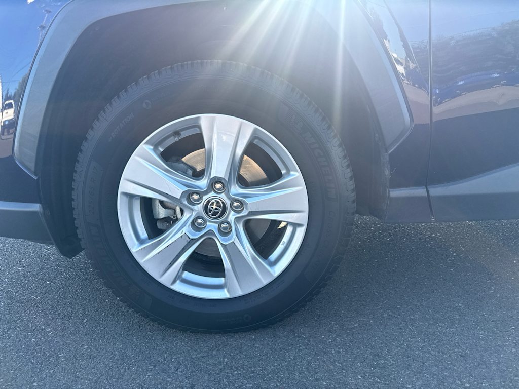 Thumbnail: 2020 Toyota RAV4 - 6