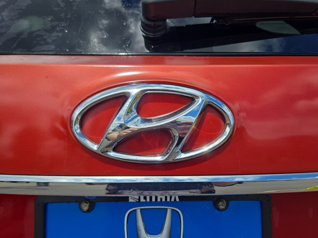 Thumbnail: 2015 Hyundai Santa Fe - 5