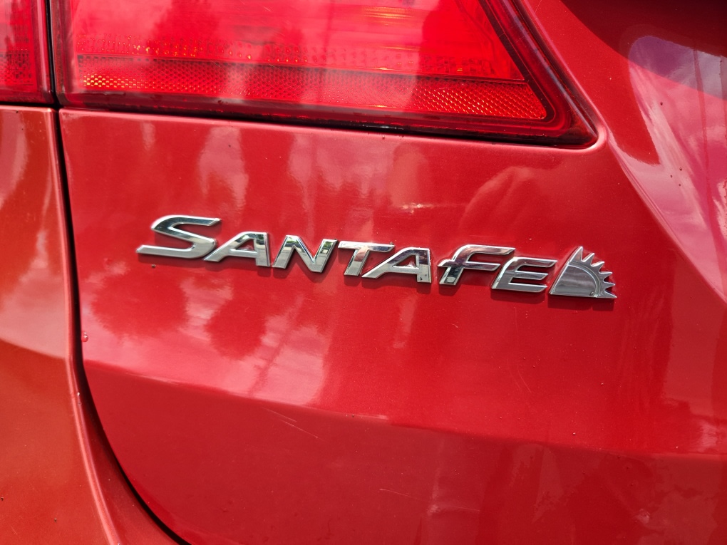 Thumbnail: 2015 Hyundai Santa Fe - 19
