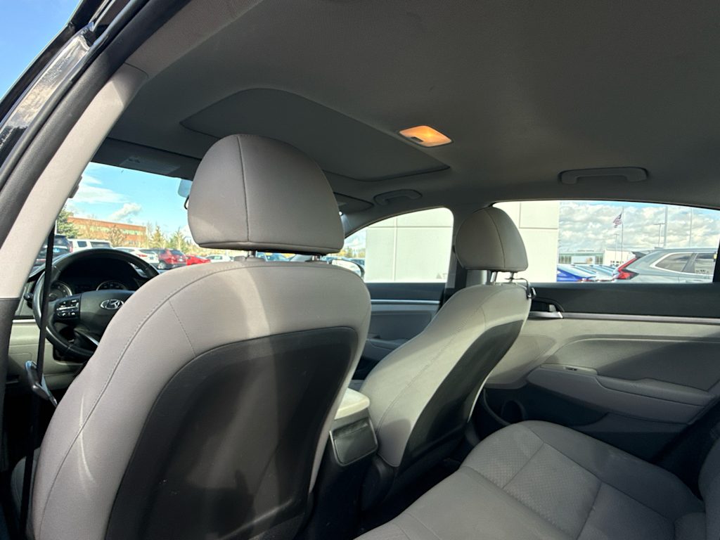 Thumbnail: 2020 Hyundai Elantra - 11