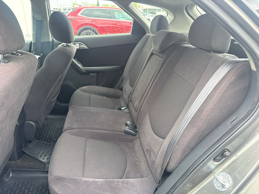 Thumbnail: 2011 Kia Forte - 20