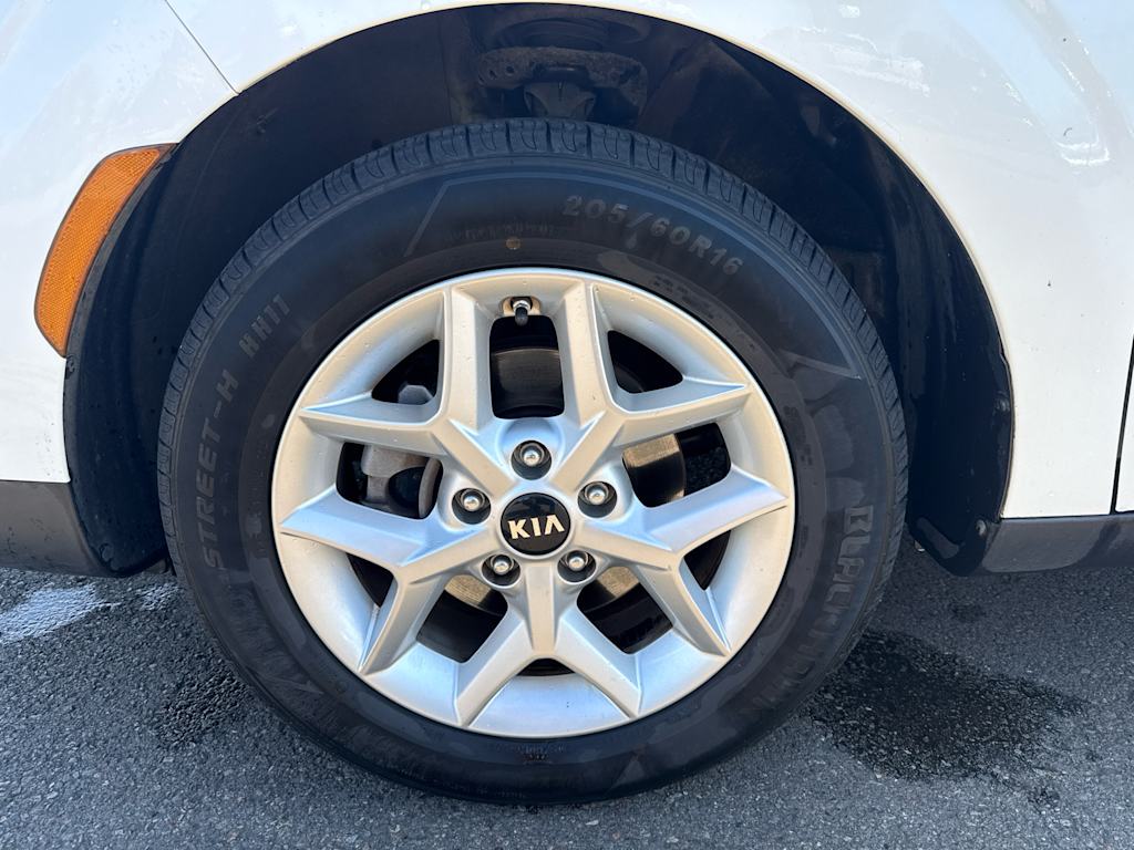 Thumbnail: 2020 Kia Soul - 5