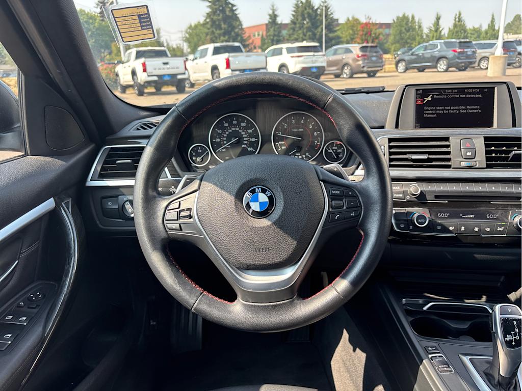 Thumbnail: 2016 BMW 3 Series - 13