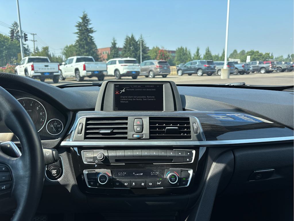 Thumbnail: 2016 BMW 3 Series - 14