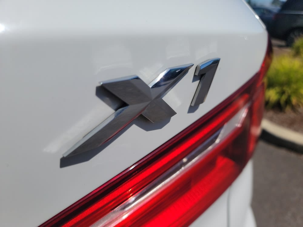 Thumbnail: 2016 BMW X1 - 20