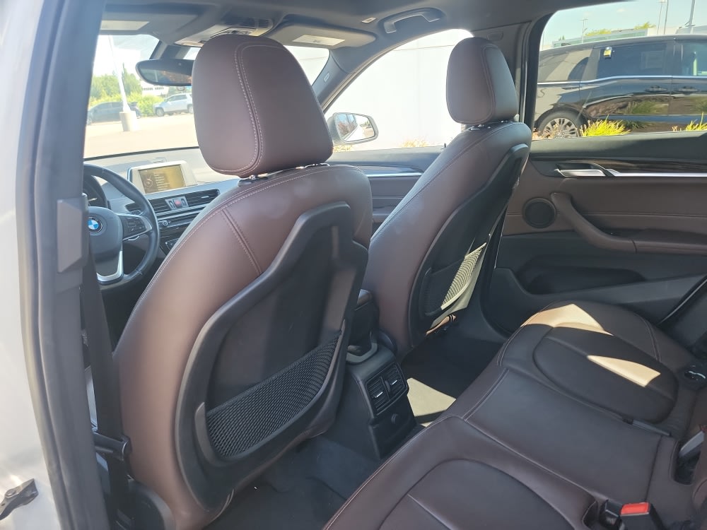 Thumbnail: 2016 BMW X1 - 12