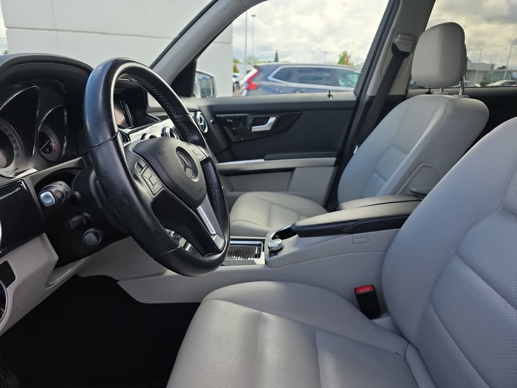 Thumbnail: 2014 Mercedes-Benz GLK - 10