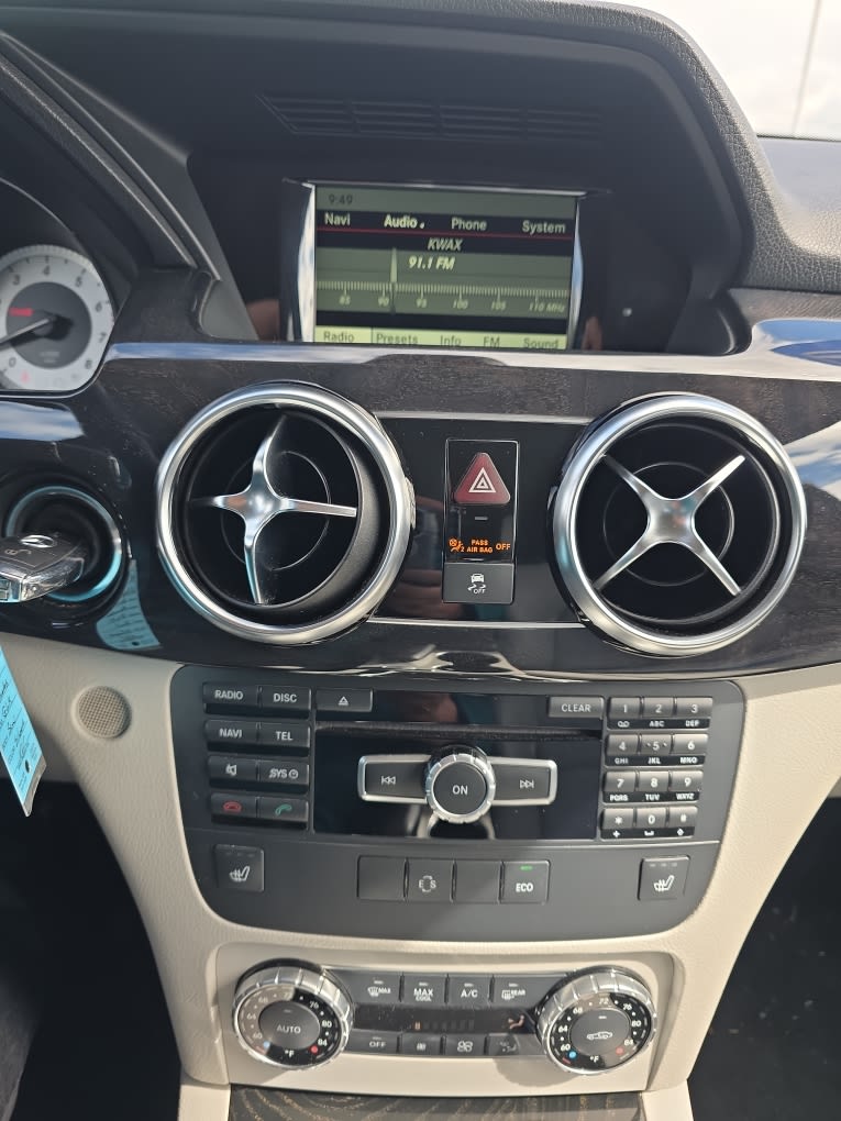 Thumbnail: 2014 Mercedes-Benz GLK - 14