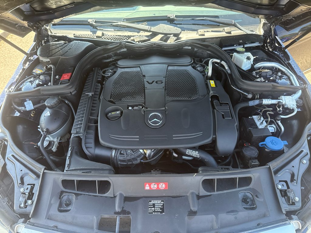 Thumbnail: 2013 Mercedes-Benz C-Class - 9