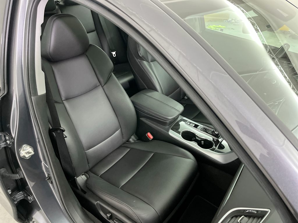 Thumbnail: 2019 Acura TLX - 10