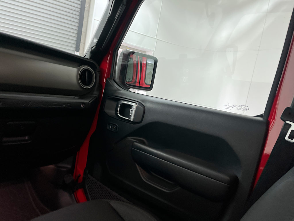 Thumbnail: 2022 Jeep Wrangler - 22