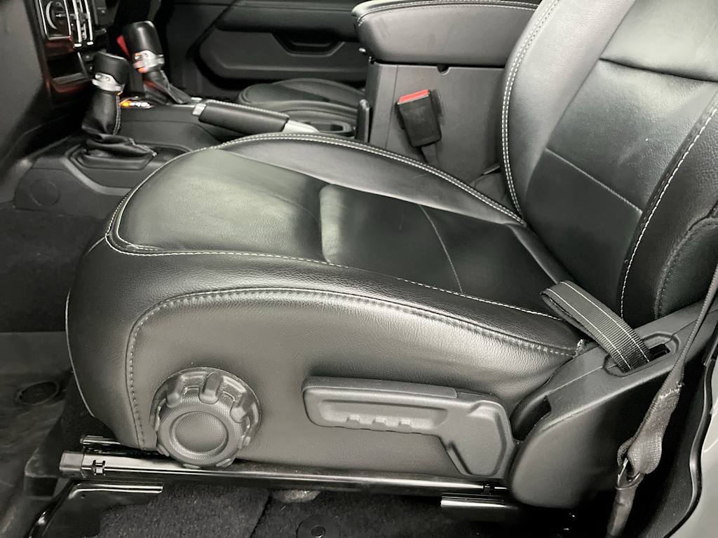 Thumbnail: 2021 Jeep Wrangler - 24