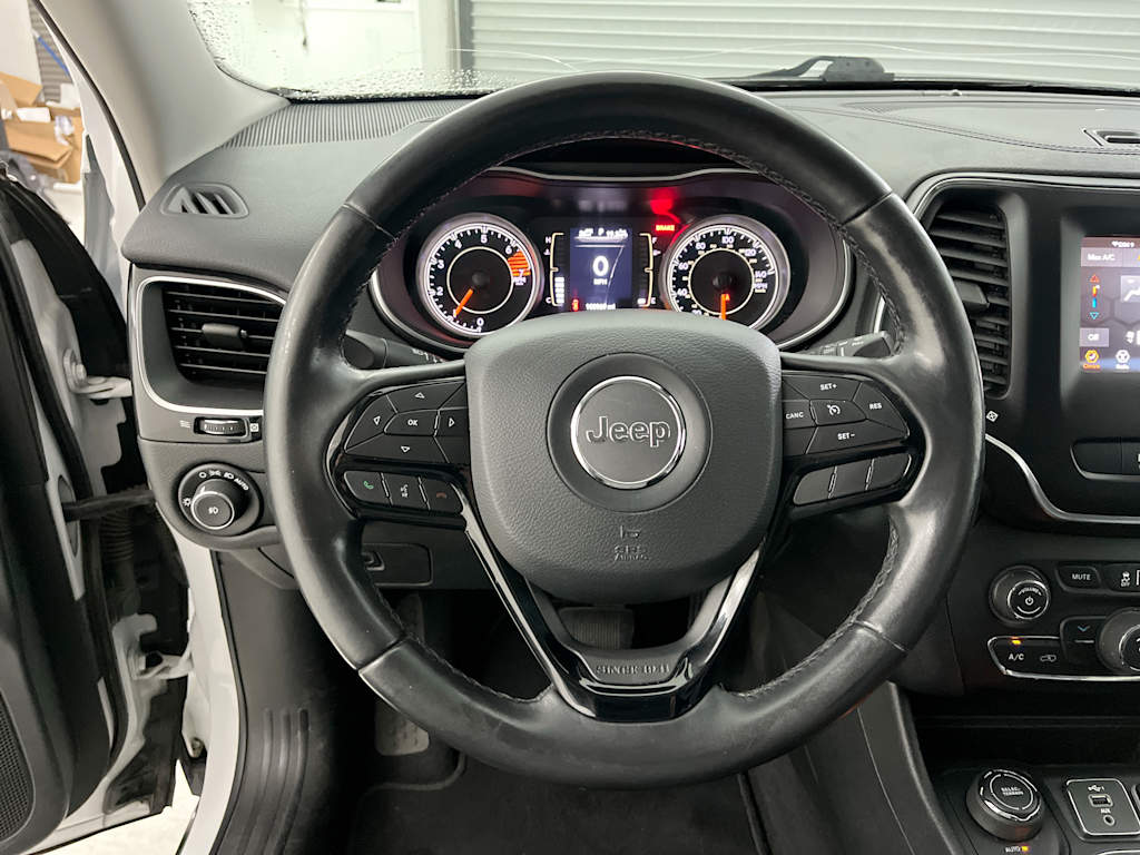 Thumbnail: 2019 Jeep Cherokee - 2