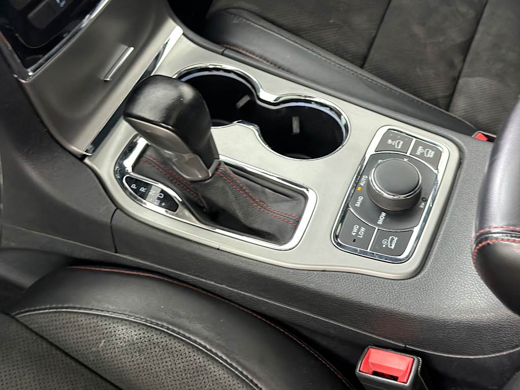 Thumbnail: 2020 Jeep Grand Cherokee - 13
