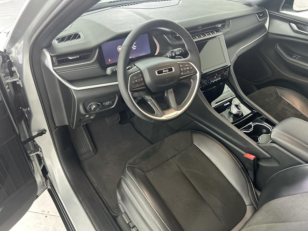 Thumbnail: 2023 Jeep Grand Cherokee - 2