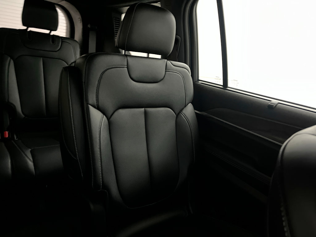 Thumbnail: 2024 Jeep Grand Cherokee L - 22