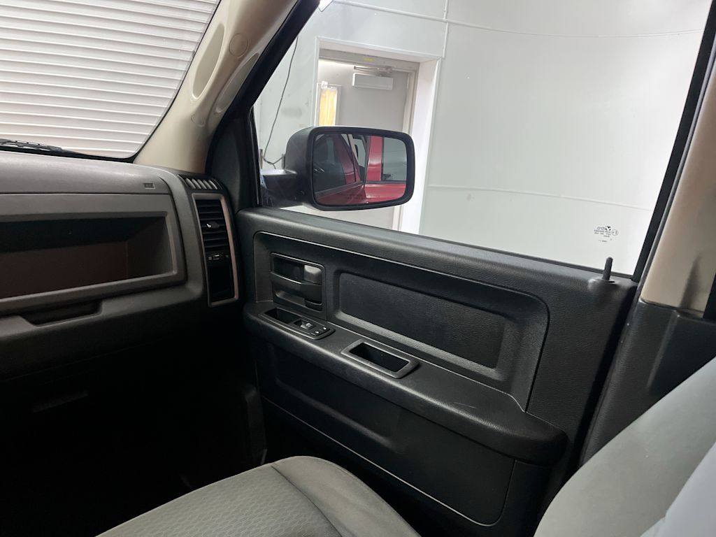 Thumbnail: 2014 RAM 1500 - 21