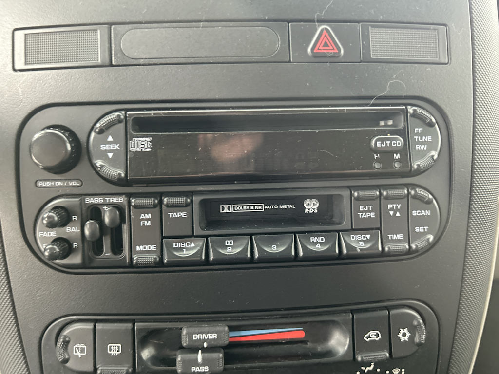 Thumbnail: 2005 Dodge Grand Caravan - 19