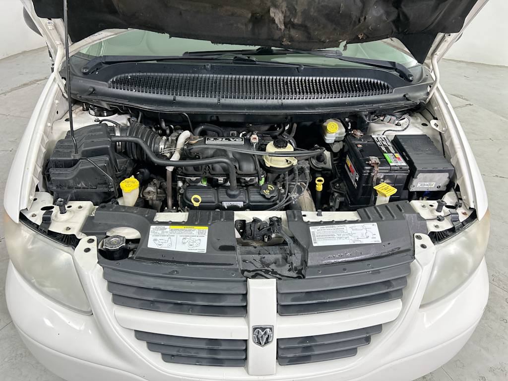 Thumbnail: 2005 Dodge Grand Caravan - 8